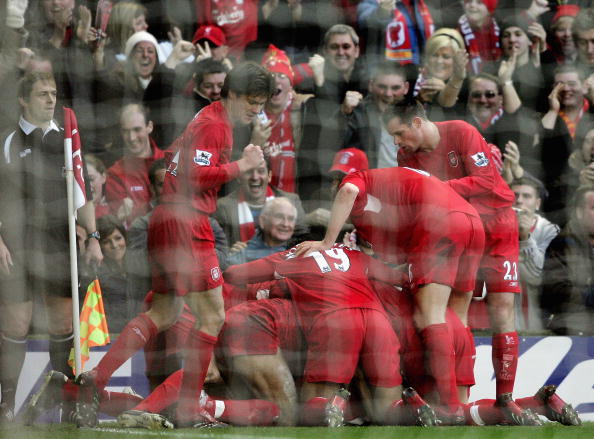 目前半场结束，马刺与鹈鹕双方合砍134分。（半场战罢，马刺与鹈鹕合计拿下134分）