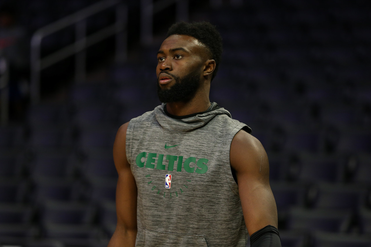 西悉尼主帅：每场比赛都同等重要，没有主要次要之分（西悉尼主帅：每一战同样关键，不分主次）