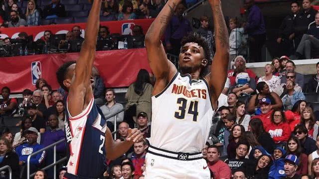 平均年龄仅24.28岁，对阿拉维斯巴萨排出联赛历史第三年轻首发（巴萨战阿拉维斯排出联赛史第三年轻首发，平均年龄仅24.28岁）