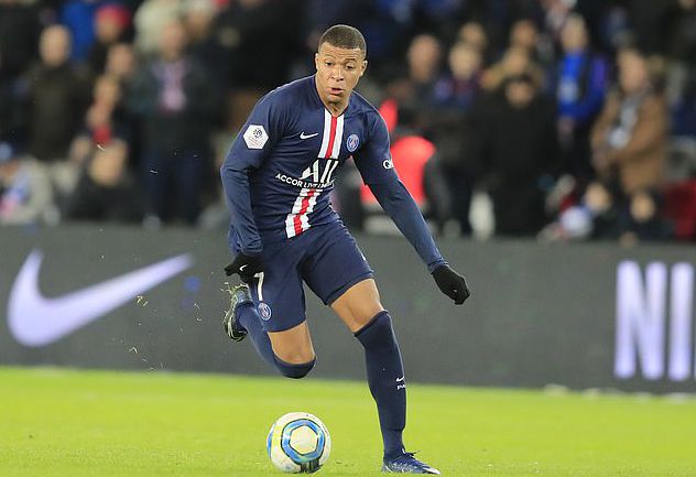 TA：拜仁因迪亚斯更具穿透力，红军逼抢强度因失去他而下降（TA：迪亚斯提升拜仁纵深威胁，红军失去他后逼抢锐度下滑）