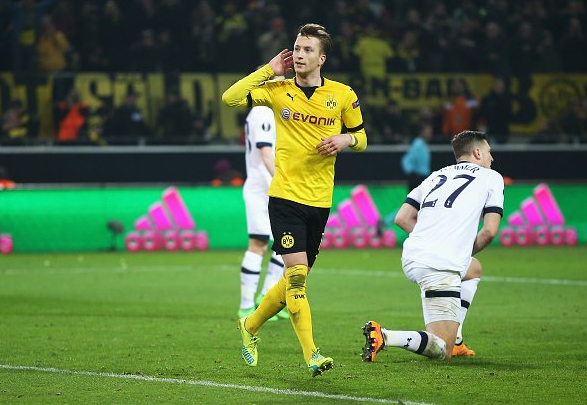 中超联赛11月最佳阵容出炉：法比奥、吴曦、王燊超领衔（中超11月最佳阵容揭晓：法比奥、吴曦、王燊超领衔）