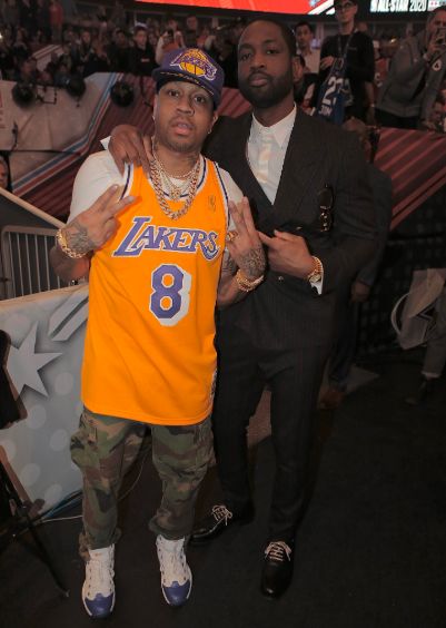 荷兰队官方：小克鲁伊维特因伤离开国家队（荷兰队官宣：小克鲁伊维特因伤退出国家队）